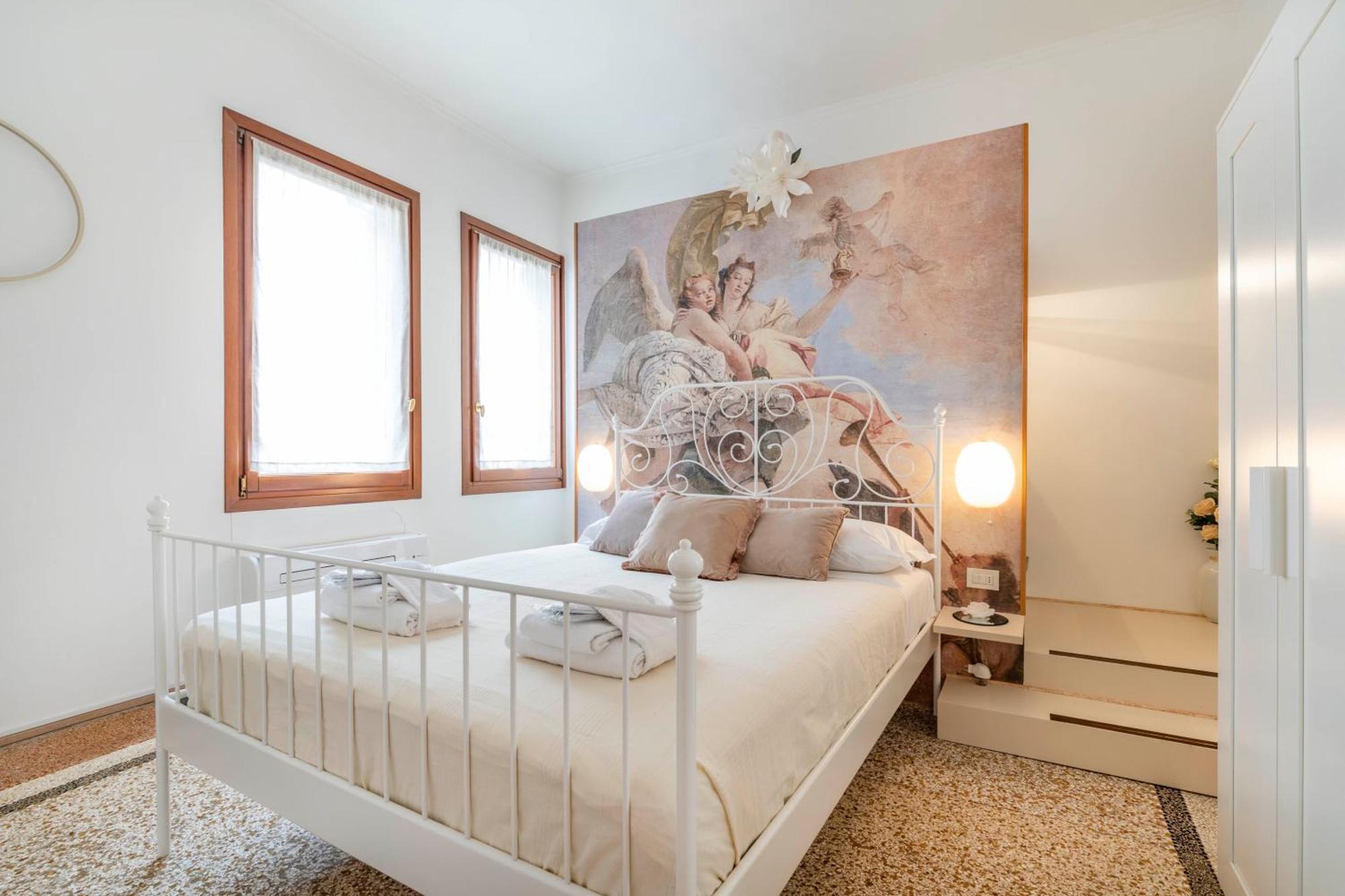 Ca' Pestrin Suite House - San Marco Square Venesia Bagian luar foto